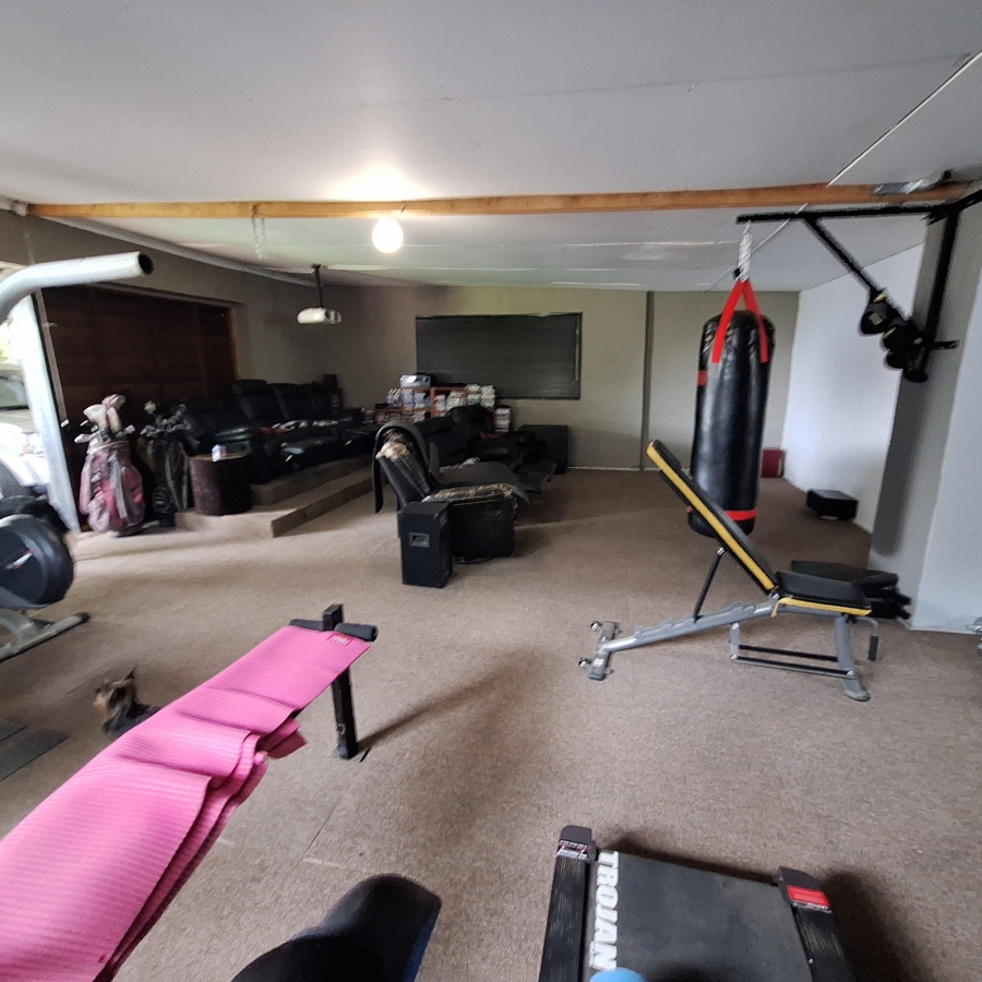 3 Bedroom Property for Sale in Frankfort Free State